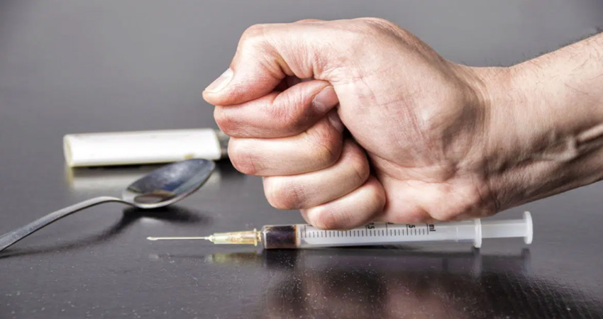نظر پزشک متخصص درباره ترک هروئین