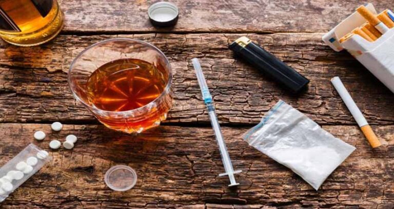 عوارض خوردن مشروب بعد از ترک تریاک